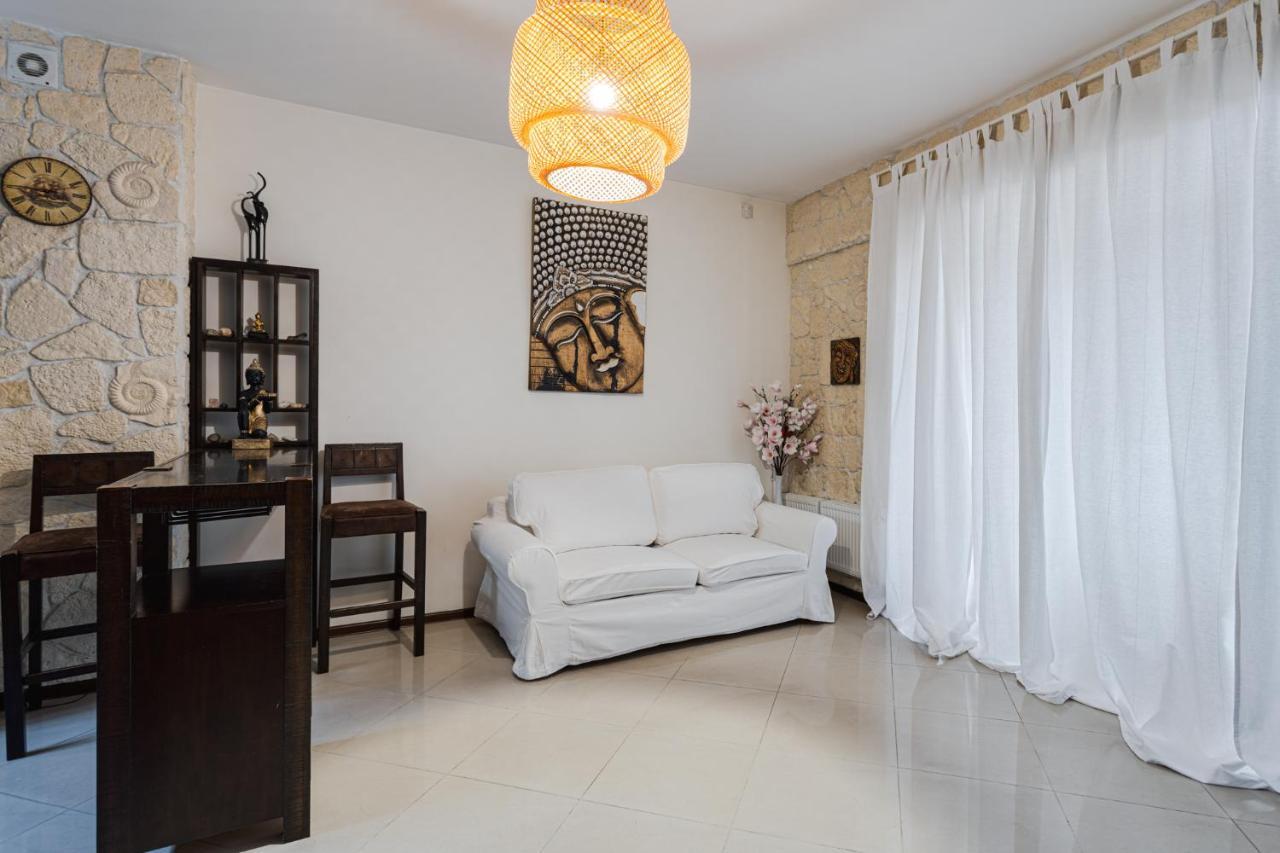 דירות ורשה Apartament Wiktoria Wilanow מראה חיצוני תמונה