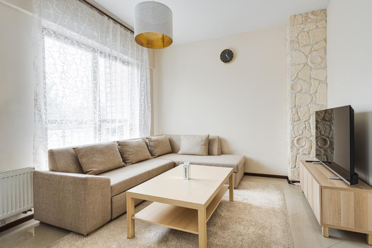 דירות ורשה Apartament Wiktoria Wilanow מראה חיצוני תמונה
