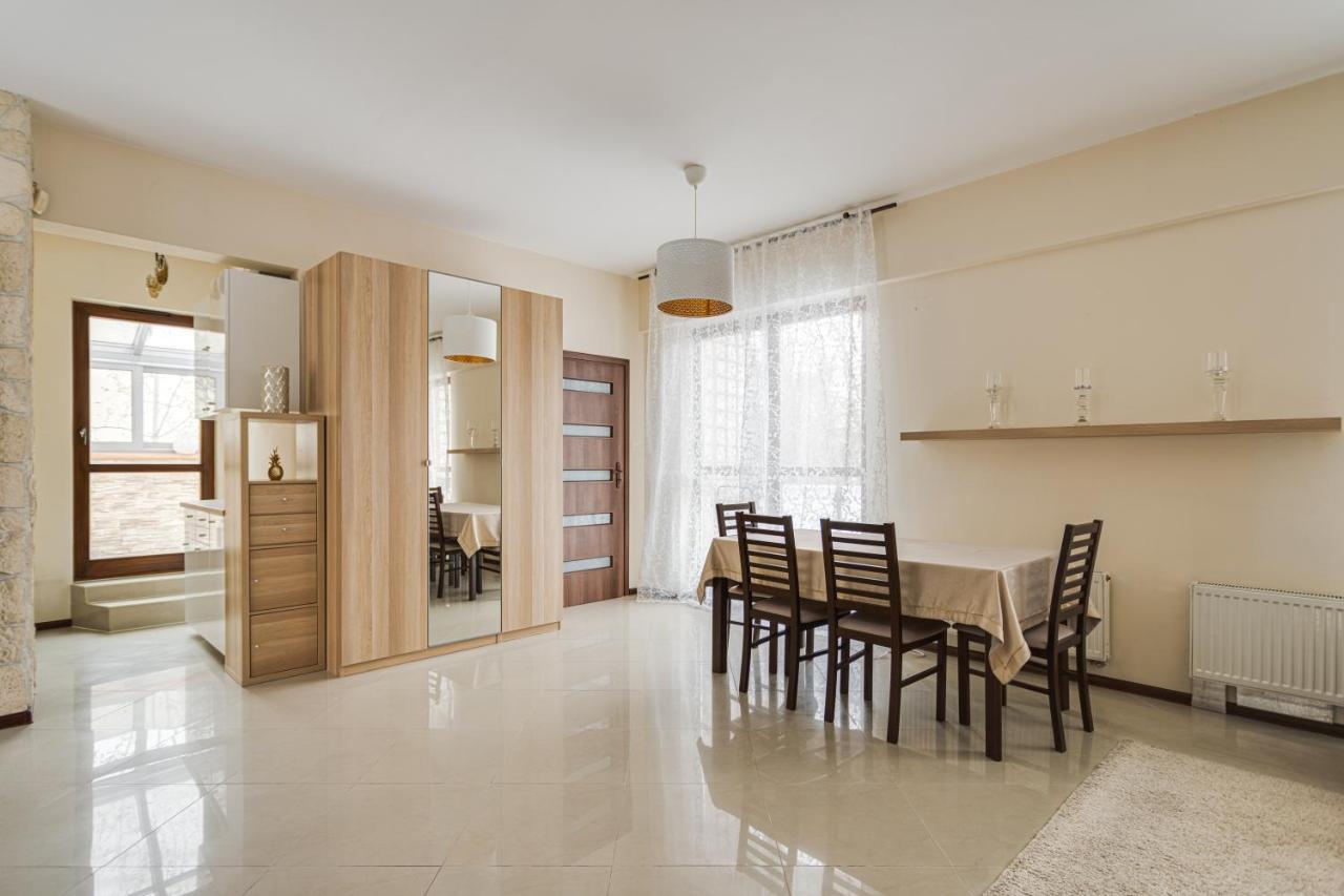 דירות ורשה Apartament Wiktoria Wilanow מראה חיצוני תמונה