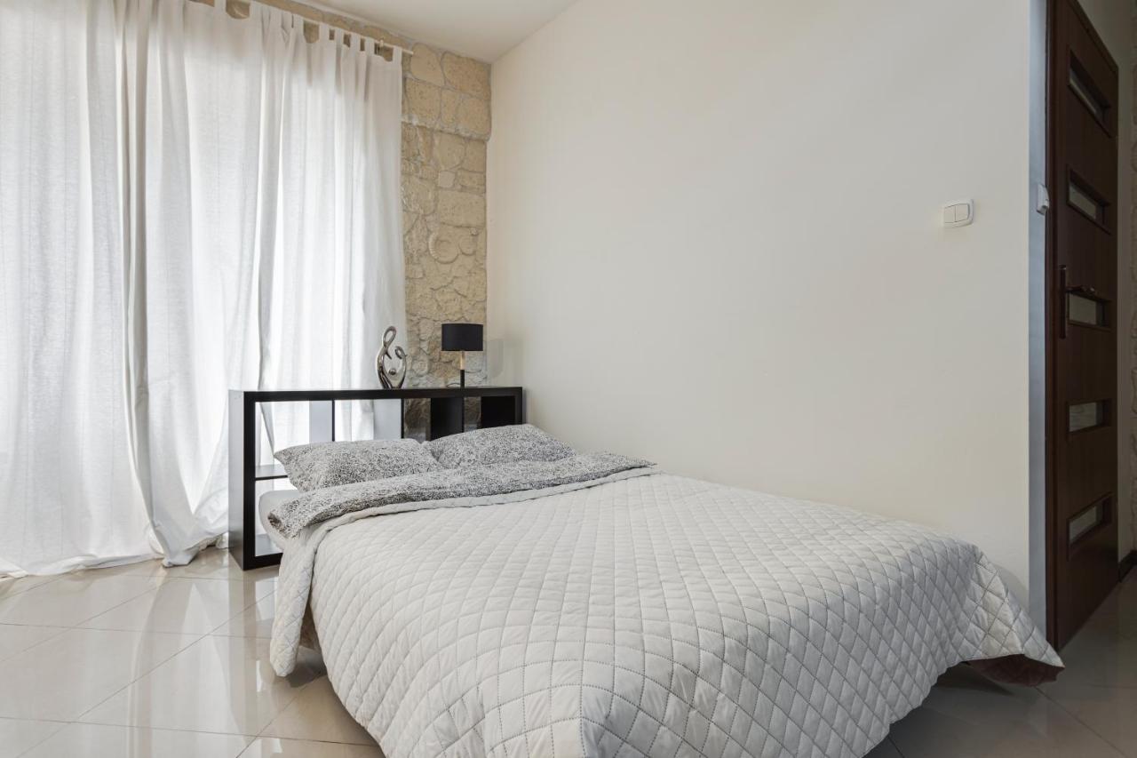 דירות ורשה Apartament Wiktoria Wilanow מראה חיצוני תמונה